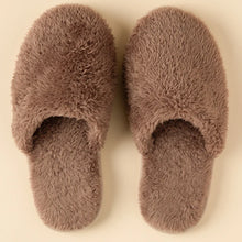 Load image into Gallery viewer, Softies DreamPlush Slippers