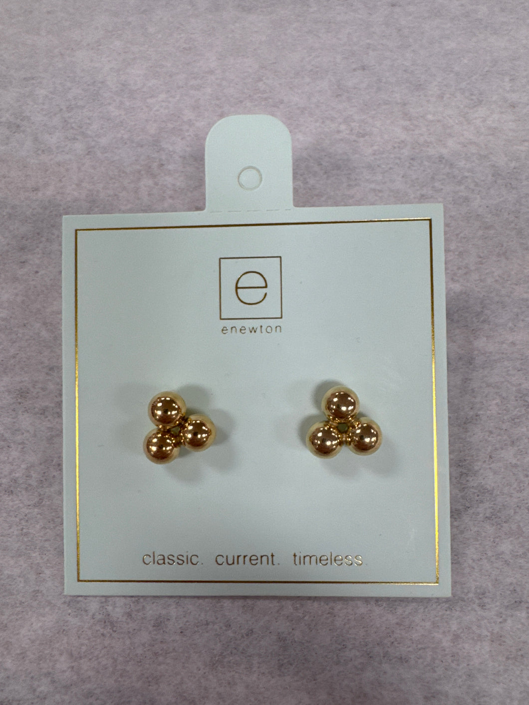 Classic Cluster Stud 6mm Gold