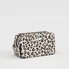 Load image into Gallery viewer, Scout Glamazon Toiletry Bag (Glamoflauge)
