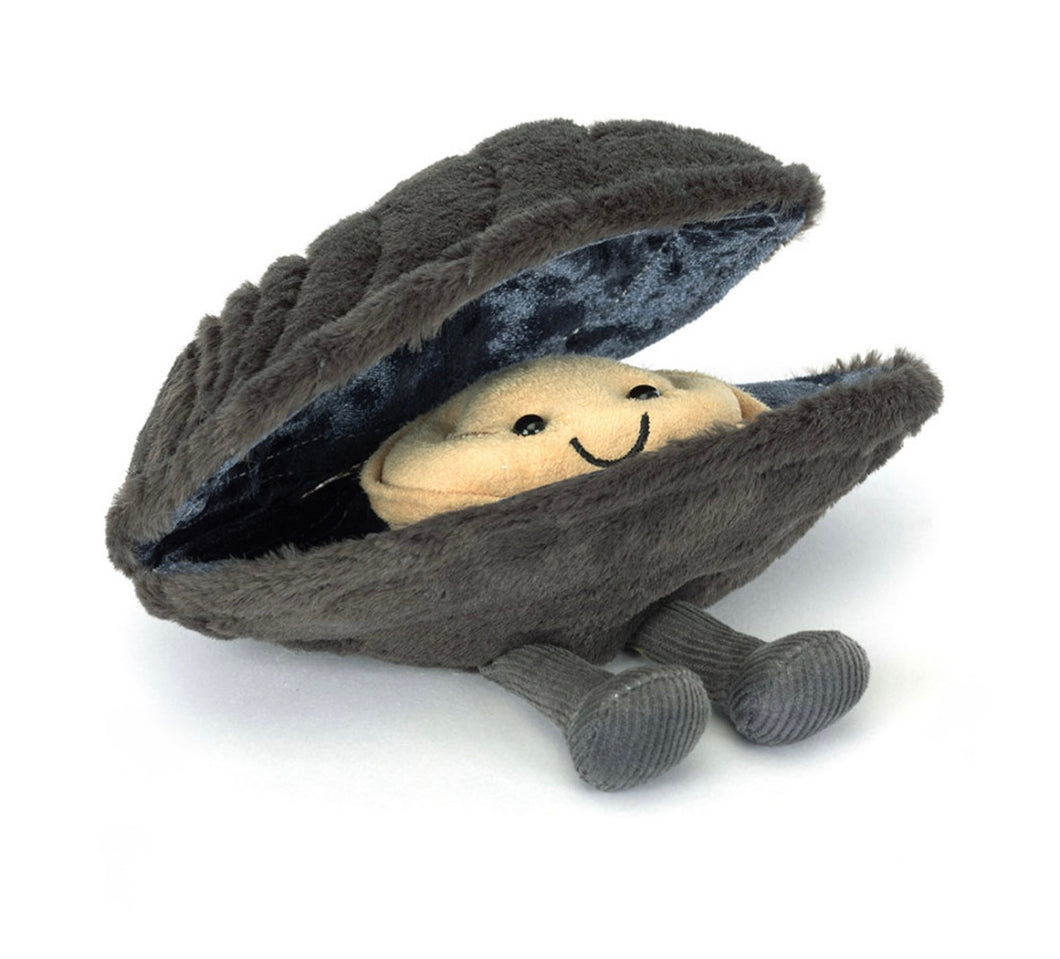 Jellycat Amuseable Michelle Mussel