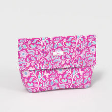 Load image into Gallery viewer, Scout Tourista Pouch Summer
